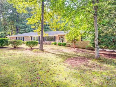 3 Sunningdale Dr