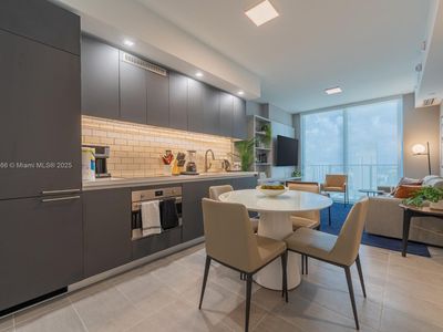 227 NE 2nd St Unit 3104