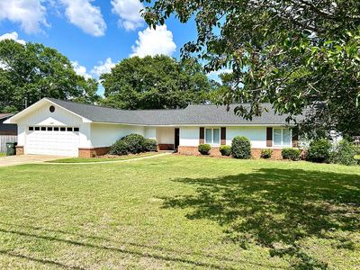 1104 Deerpath Rd
