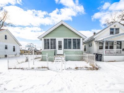 Property at 15751 Fairfield St, Detroit, MI