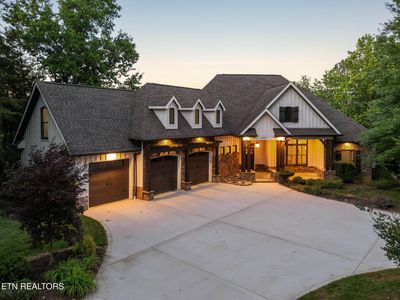 4451 Forrest Ridge Dr
