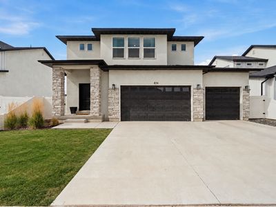 826 W Walnut Bark Ln