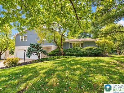 4036 Wedgewood Rd