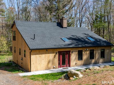 72 Hickory Hill Road