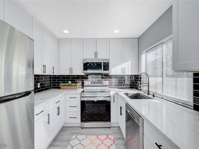 1040 Neil Armstrong Cir