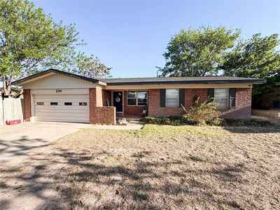 234 Circle Dr