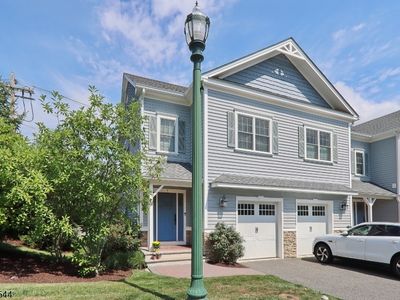 1 Clover Court #1