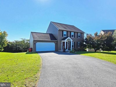 Property at 3 S 6th Ct, Hamburg, PA