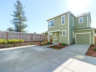 35 Lipton Way