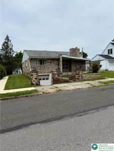Property at 880 New York Ave, Hellertown, PA