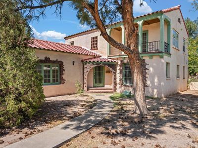 1611 Los Alamos Ave SW