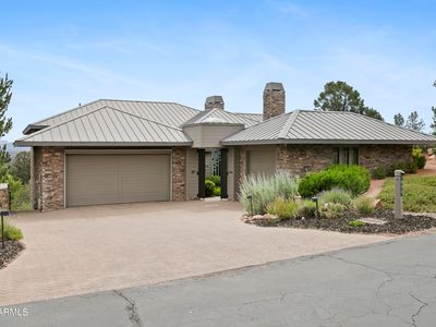 511 N GRAPEVINE Drive