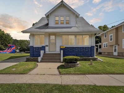 1327 Wisconsin Avenue