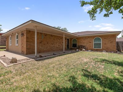 7817 Sombrero Dr
