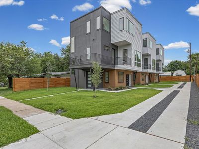 100 W Odell St #1