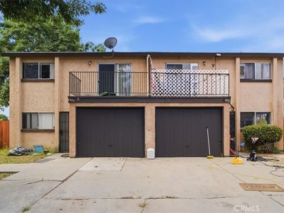 77 Dock Ct