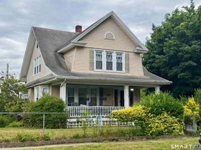 189 Rockwell Avenue