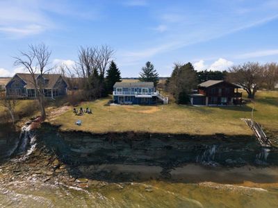 3637 Bluff Rd