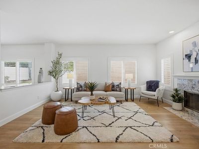 2584 Woodbury Dr