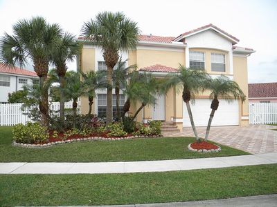 83 Gables Blvd