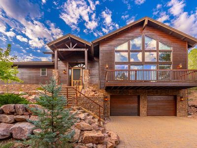 2000 E Yellowbell Ln