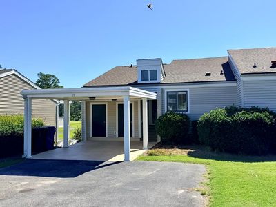Property at 15 Royal Oak Dr, Greenwood, SC