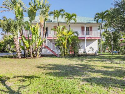 2105 Sunset Cir #2105