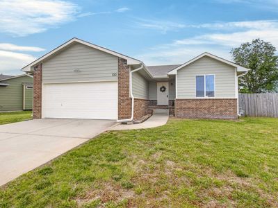 Property at 100 S Stoneridge St, Valley Center, KS