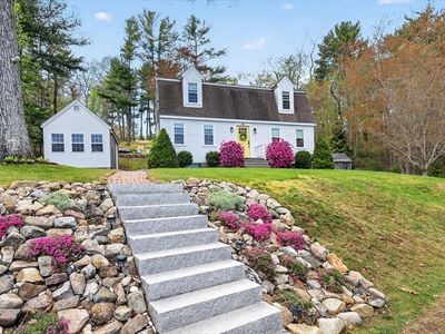60 Oakleaf Dr