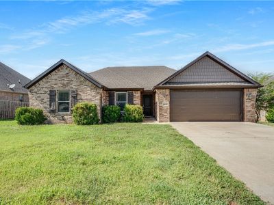 1410 Abbey Ln