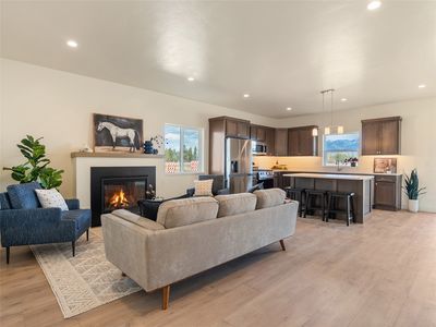 623 Saint Regis Dr