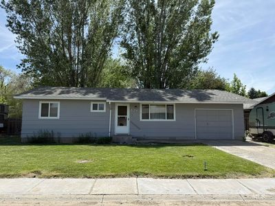 Property at 827 NW 2nd St, Fruitland, ID