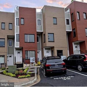 1340 Talbert Ct SE