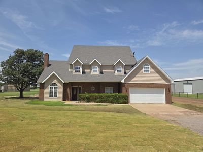 210 Thistledown Rd