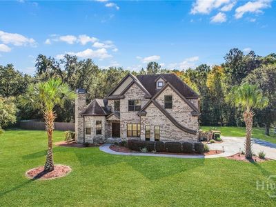 1095 Saint Catherine Circle