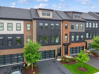 335 Azalea Dr