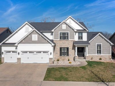 2364 De La Croix Ave