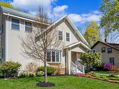28 Garrison Ave