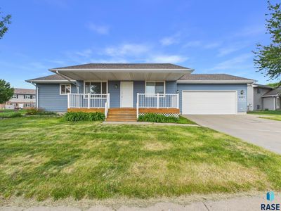 4401 W Antelope Dr