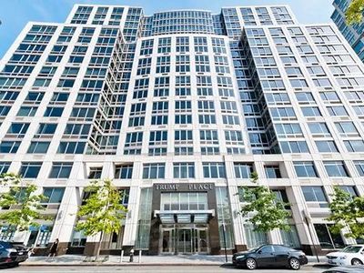 120 Riverside Blvd UNIT PENTHOUSE 1A