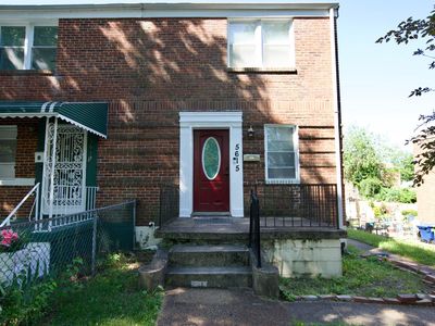 5615 Belle Ave