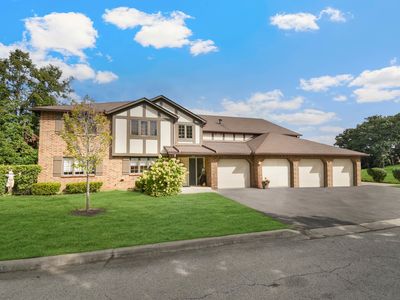 7834 W Foresthill Ct APT 2CR