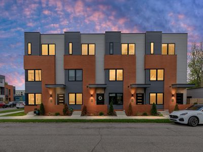 1803 Perry St #9