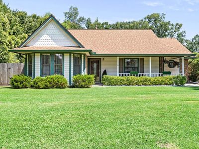 710 Red Oak Dr