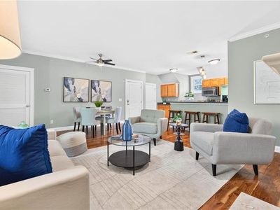 504 E Freemason St APT 3B