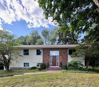6 County View Rd