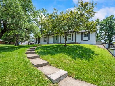 30 Lynn Rae Cir