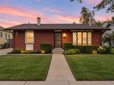 206 E Manor Dr