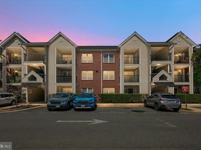 3306 Wyndham Cir APT 127