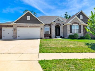401 Hamlet Ct